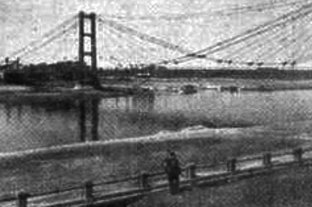 Memorias de Santa Fe Cómo impactó en la capital santafesina la bajante del Río Paraná de 1944, la más cruda del siglo XX - Así lucía la costanera y el puente colgante en plena bajante de 1944. Cómo impactó en la capital santafesina la bajante del Río Paraná de 1944, la más cruda del siglo XX - Así lucía la costanera y el puente colgante en plena bajante de 1944.