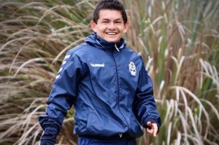 Las razones de "Pulga" para jugar en Gimnasia... "Pulga Rodríguez": "Cuando fui a Colón también estaba peleando el descenso" - "Lobo" no está...Por ahora, Luis Miguel Rodríguez no puede debutar con la camiseta de Gimnasia y Esgrima de La Plata por culpa de una molestia física. Tampoco jugará la segunda jornada y está en recuperación. "Pulga Rodríguez": "Cuando fui a Colón también estaba peleando el descenso" - "Lobo" no está...Por ahora, Luis Miguel Rodríguez no puede debutar con la camiseta de Gimnasia y Esgrima de La Plata por culpa de una molestia física. Tampoco jugará la segunda jornada y está en recuperación.