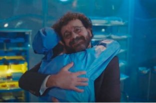 Emotivo adiós Doctor Milagro: murió Adil, el doctor que fue padre del corazón de Ali Vefa - Doctor Milagro: murió Adil, el doctor que fue padre del corazón de Ali Vefa -