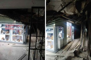 Ciudad de Santa Fe Cedió el techo de la galería de Cortada Falucho y San Martín: no hay heridos - Cedió el techo de la galería de Cortada Falucho y San Martín: no hay heridos -