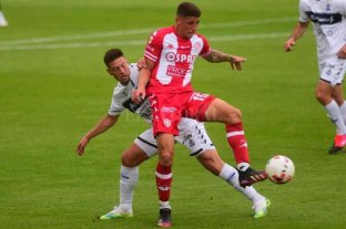 Tercera derrota al hilo de Azconzábal Aparecieron algunos pibes pero en Unión nunca apareció el equipo - Aparecieron algunos pibes pero en Unión nunca apareció el equipo -