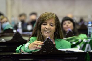 La diputada nacional oficialista Gabriela Cerruti renunci a su banca