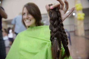 Realizan una campaña de donación de cabello para colaborar en la lucha contra el cáncer