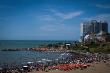 Fin de semana largo: ms de 3,5 millones de turistas viajan por el pas