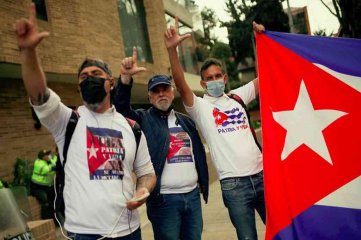 Cientos de personalidades de todo el mundo exigieron detener la represión en Cuba
