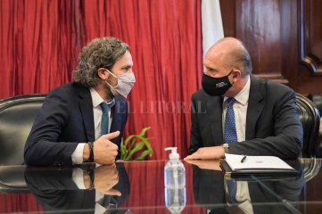 Perotti recibe a Cafiero en una jornada de incentivo a pymes exportadoras
