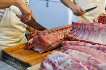 Cuáles son los cortes de carne a menor precio acordados para las Fiestas