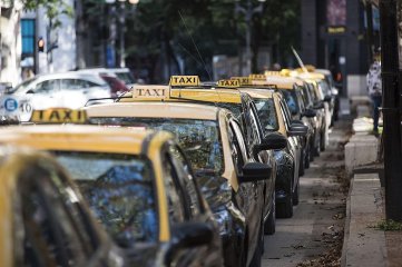 Taxis en una ciudad descontrolada