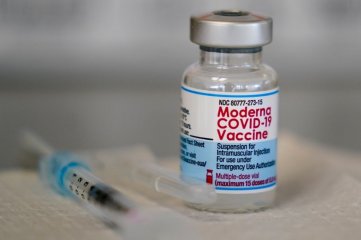 Arribó a Argentina el primer cargamento de vacunas Moderna comprado por el gobierno nacional