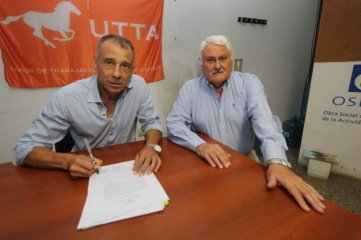 UTTA acordó una nueva escala salarial e hizo entrega de cajas navideñas a los trabajadores del turf 