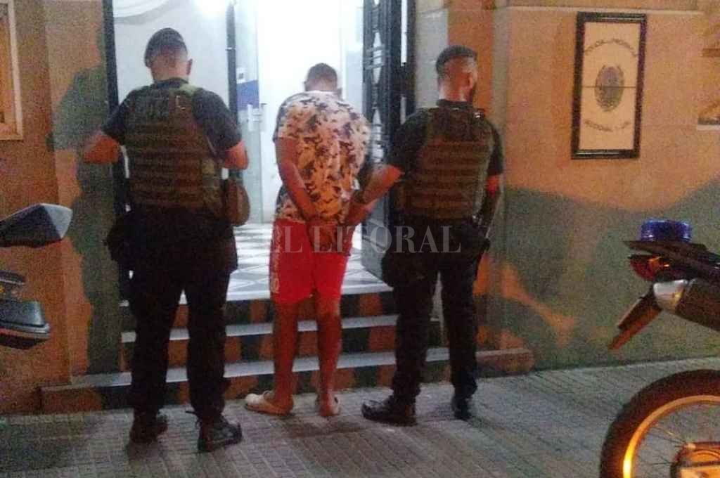 Leguiza fue detenido en el interior de su casa, apenas horas después de haber herido de muerte a su mediohermano. Crédito: Archivo El Litoral