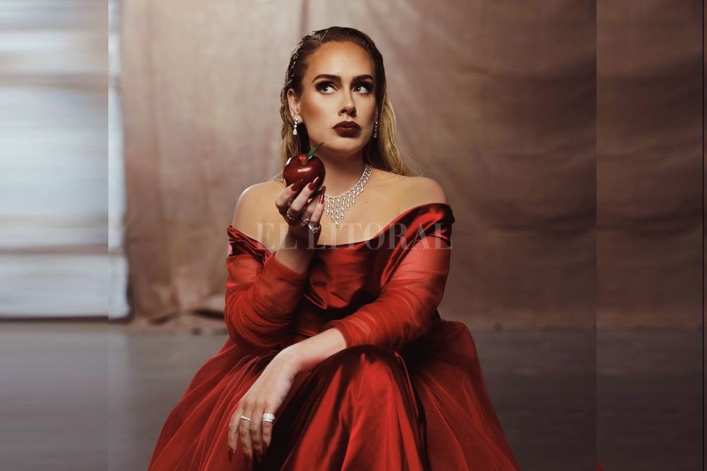 La energía y el movimiento del video subrayan el tono inmediato y sensual de la canción cuando Adele afirma: “Sé que está mal, pero quiero divertirme”. Crédito: Gentileza Sony Music