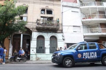 Los hermanos de la chica asesinada en la pensión de Rosario dieron detalles de la escena del crimen Fue apuñalada