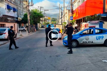 Video: megaoperativo policial para "recuperar" el control en una favela en Río de Janeiro -  - 