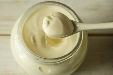 La ANMAT prohibió un lote de una reconocida mayonesa por haber sido falsificada