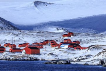 Nueve personas fueron evacuadas de una base argentina en la Antártida por 24 casos positivos de covid