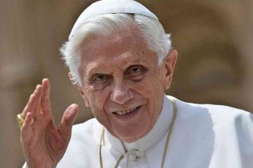  Acusan a Benedicto XVI de inacción en cuatro casos de pedofilia en Alemania