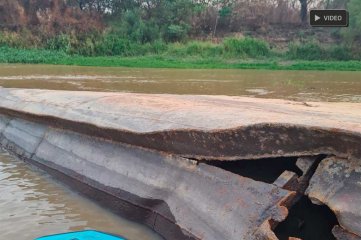 Video: por la bajante del Río Paraná apareció un misterioso barco hundido cerca de Santa Fe -  - 