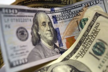El dólar blue volvió a subir y llegó a la cifra récord de $ 219