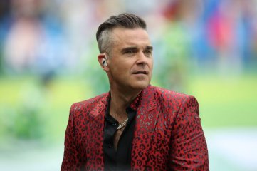 Robbie Williams subastará tres Banksy de su colección personal