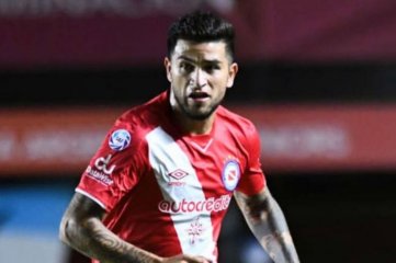 River podría arrebatarle Elías Gómez a Independiente y ser su nuevo refuerzo
