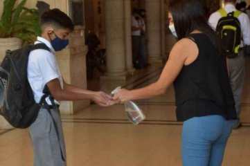Corrientes exigirá el carnet de vacunación a docentes y alumnos en el ciclo lectivo 2022