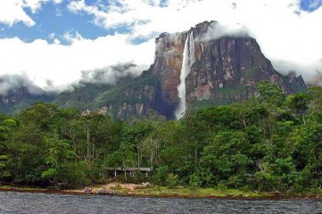 Venezuela: investigan daños ecológicos por una fiesta en un parque nacional protegido por la Unesco
