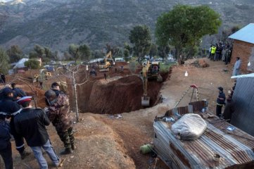 Rescate desesperado: un nene cay a un pozo de 25 metros de profundidad en Afganistn