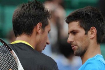 Novak Djokovic le ofreció su ayuda a el ex tenista Stakhovsky, que se unió al ejército ucraniano 