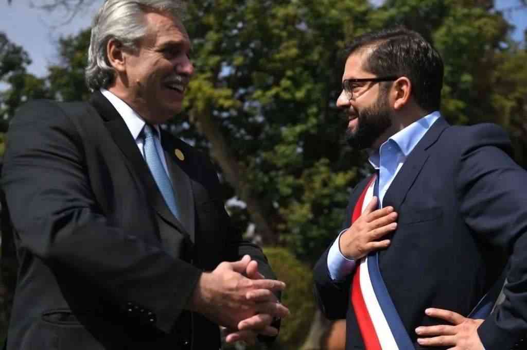 Gabriel Boric y Alberto Fernández, durante la última visita del mandatario argentino a Chile Crédito: Télam