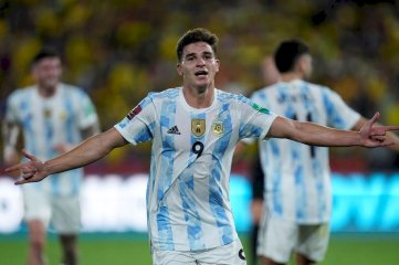 Ya no extraa, "Araa": debut de titular y gol de Julin lvarez en la Seleccin