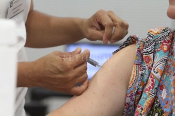 Arranca la vacunación antigripal para afiliados de Pami y en geriátricos