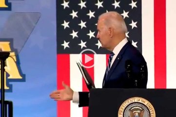 Video: Biden saludó al aire tras finalizar su discurso y se hizo viral