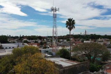 Arteaga dijo basta: desmantelarán una antena de celulares ubicada en pleno centro del pueblo