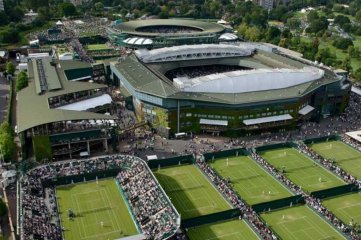 Tenistas rusos y bielorrusos iniciarían acciones legales a Wimbledon