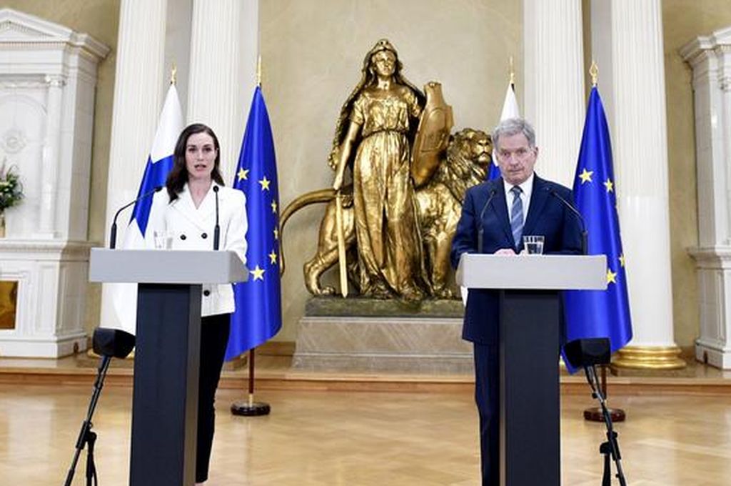 La primera ministra de Finlandia, Sanna Marin, y el presidente finlandés, Sauli Niinistö Crédito: DPA