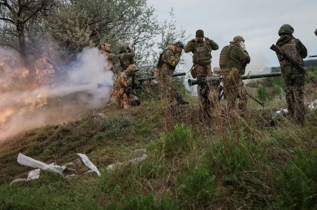 Militares ucranianos de las Fuerzas de Defensa Territorial participan en un ejercicio de entrenamiento en la región de Dnipropetrovsk.   Crédito: Gentileza