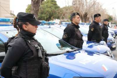 La Provincia pagó la primera cuota de los uniformes policiales