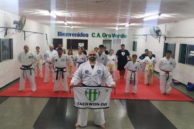 Encuentro recreacional infantojuvenil de taekwondo